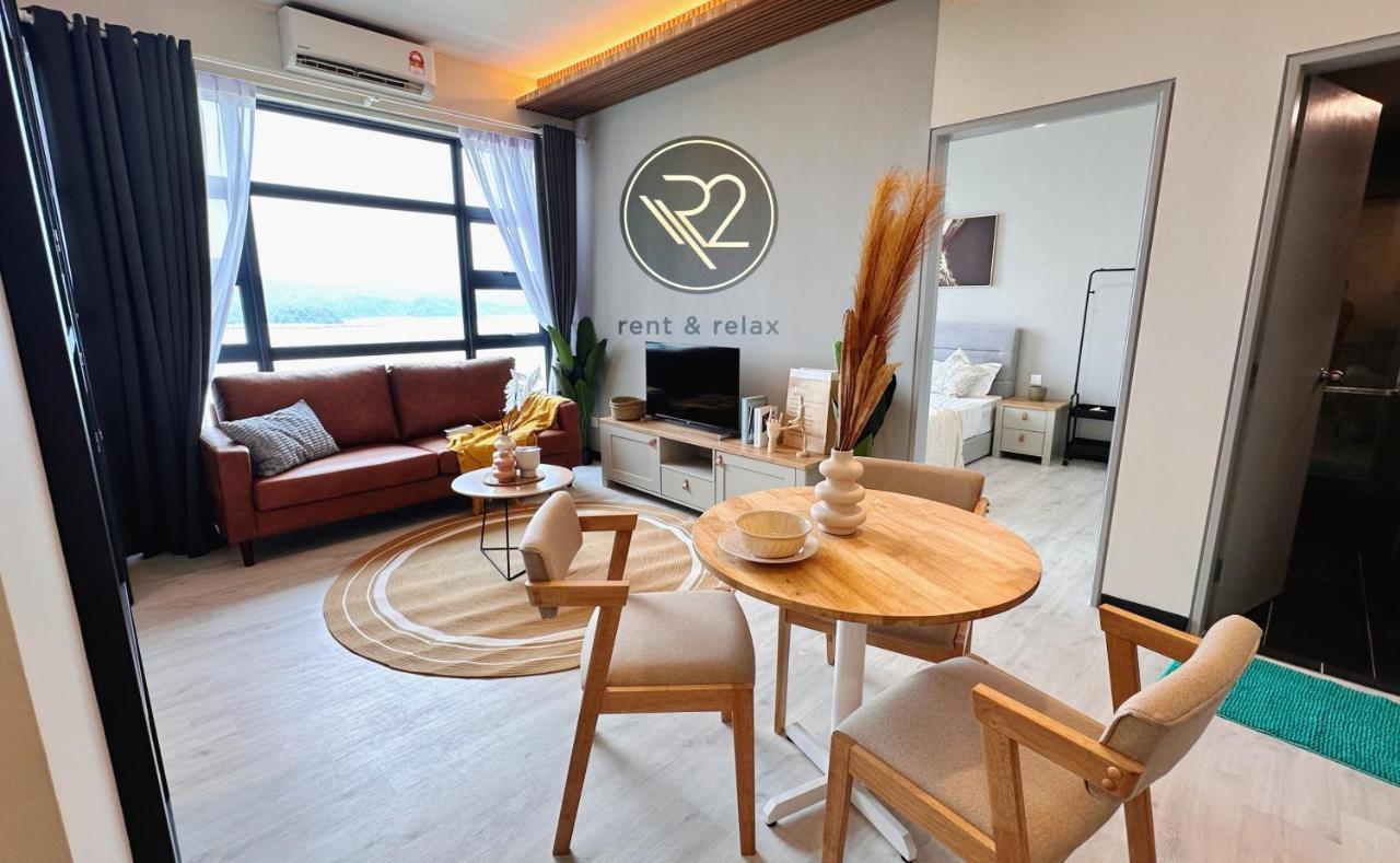 Sea&Pool View Stunning Homestay, Wifi, Netflix Near Malls, Jetty, Convenient Stores Kota Kinabalu Exterior photo